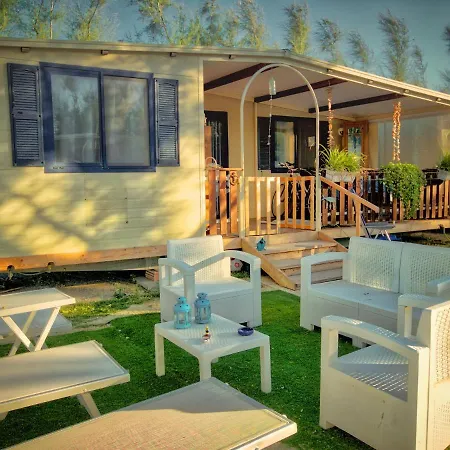 Charming In With Shared Pool Casa vacanze